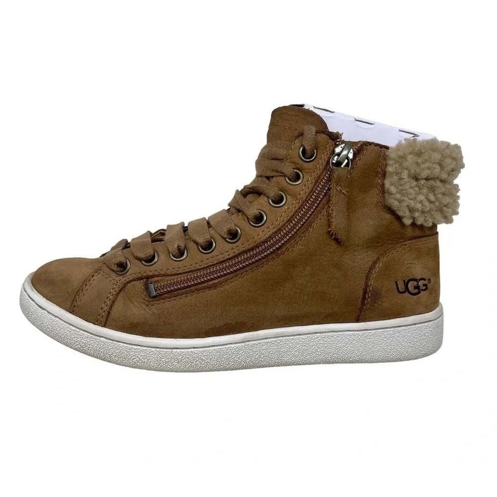 UGG Suede Leather Sherpa Ankle Boots Womens Size 7 with Ugg Box